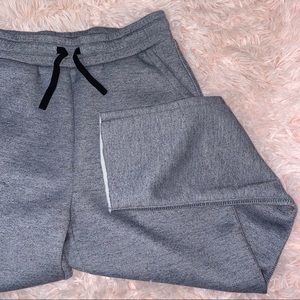 Girls grey mid length sweatpants